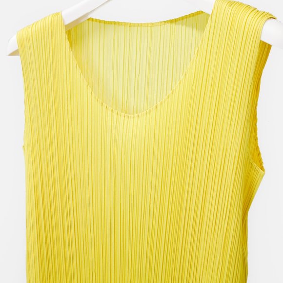 *SOLD* Issey Miyake Lemon Yellow Pleated Dress - Picture 3 of 7